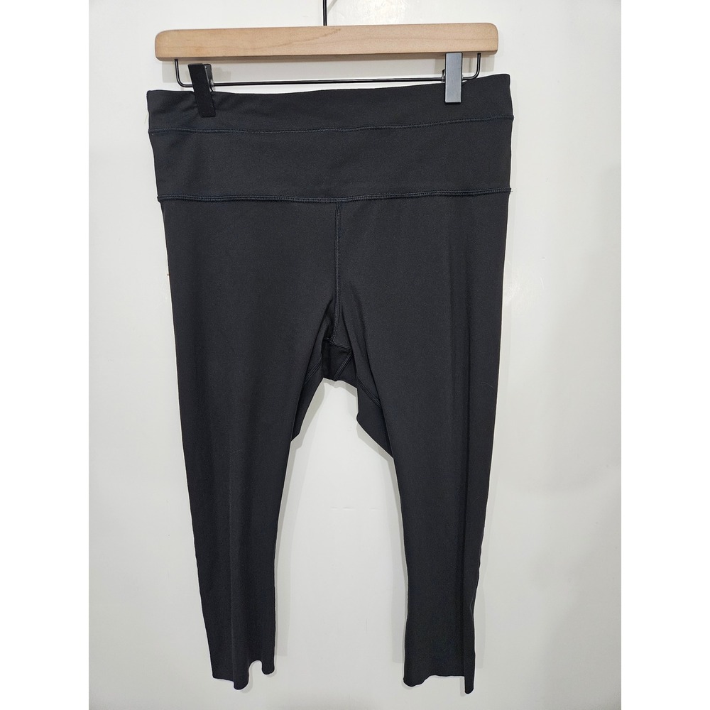 Athleta Accelerate Capri Black Athletic Leggings Plus Size 1X Zip Pocket athleti